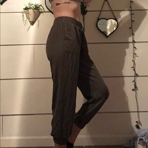 Hem & Thread joggers